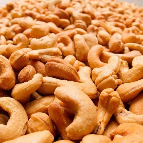 Castanha de Caju W1 Inteira torrada com sal – 100g Unidade