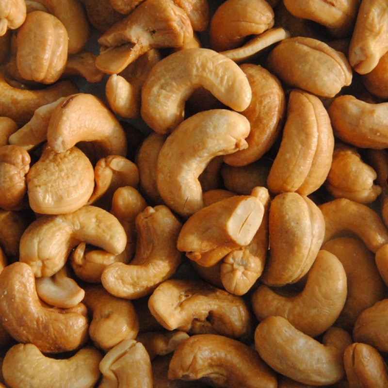 Castanha de Caju W1 Inteira torrada sem sal – 100g Unidade